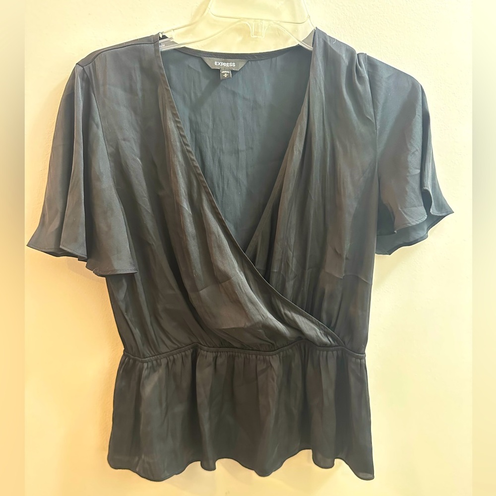 GUC Black Express Top - M